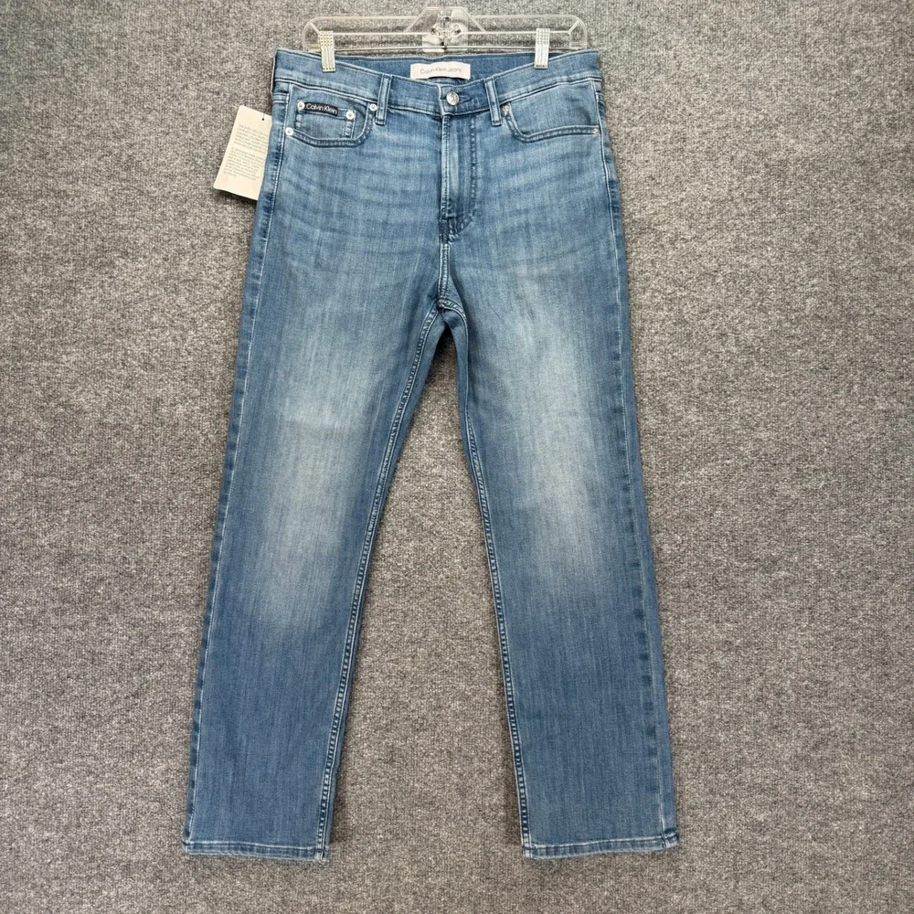 Calvin Klein Jeans Men 32x29 Blue‎ Straight Leg Medium Wash Classic Denim NEW